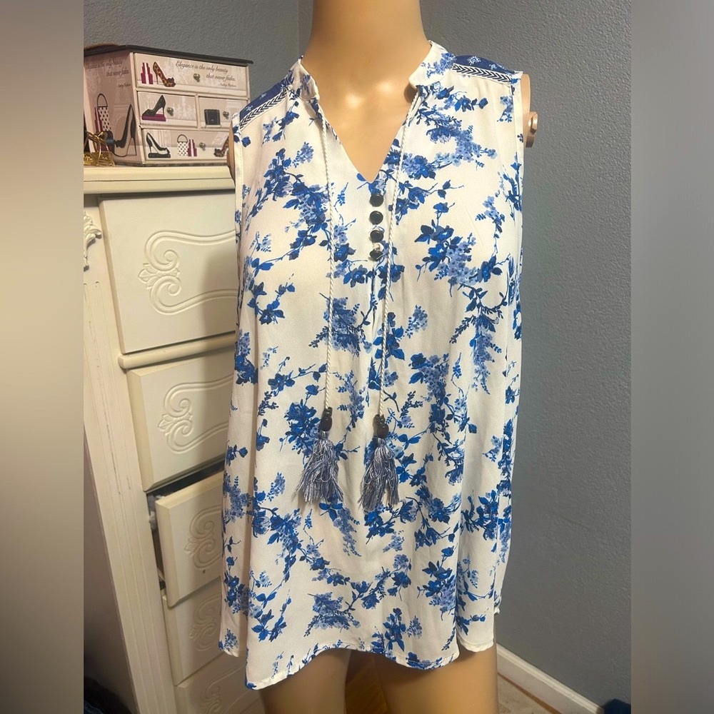 Rewind Blue and White Sleeveless Blouse with Tie Front